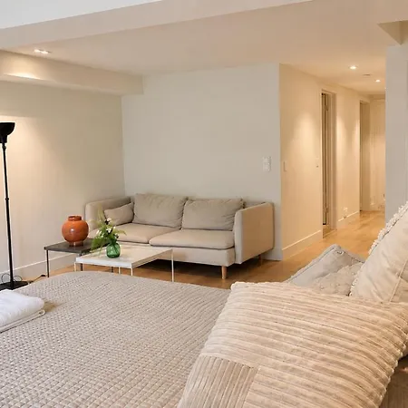 The Frogner Park Townhouse With 2 Garages * Oslo