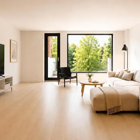 The Frogner Park Townhouse With 2 Garages *