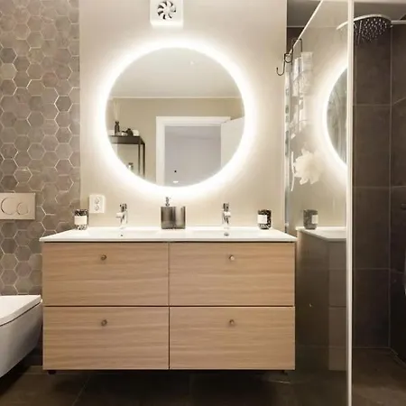 The Frogner Park Townhouse With 2 Garages Vakantiehuis Oslo