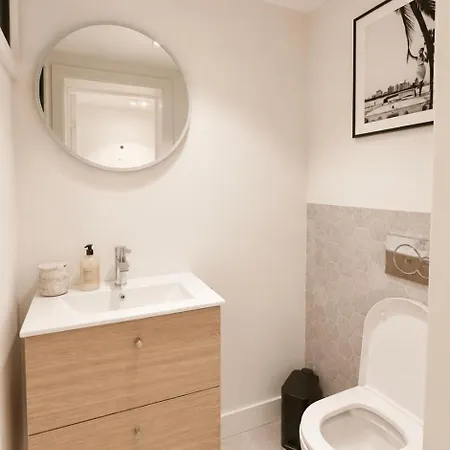 The Frogner Park Townhouse With 2 Garages Vakantiehuis Oslo